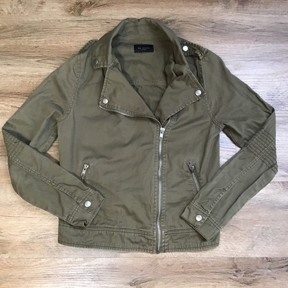 BE Cool Jacket Size Small Utility Asymmetrical Zipper Cotton Olive Green Pockets - Picture 1 of 15